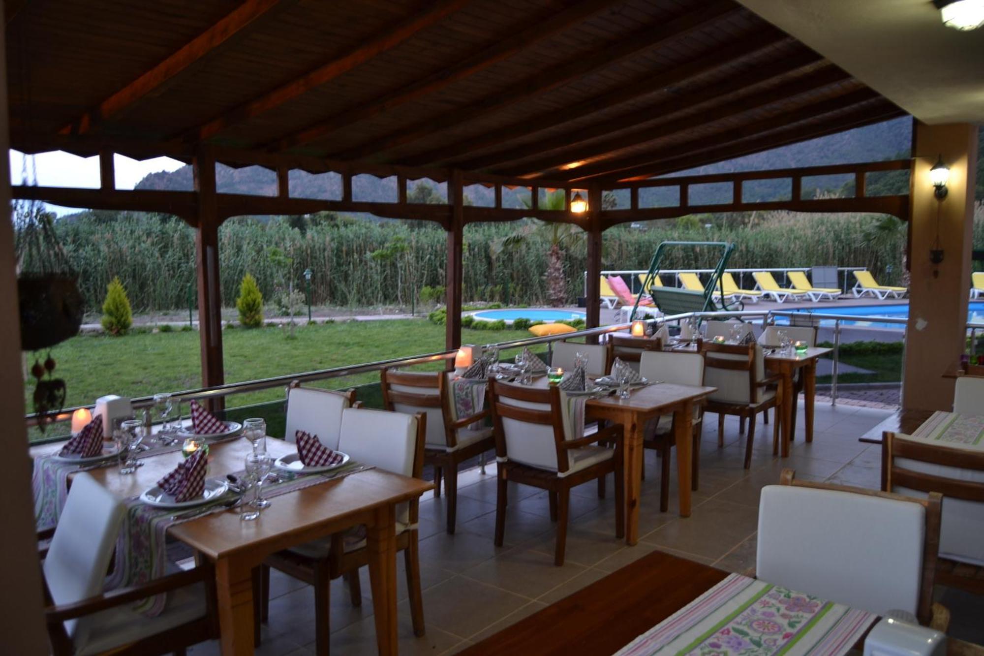 Ada Adrasan Hotel ภายนอก รูปภาพ